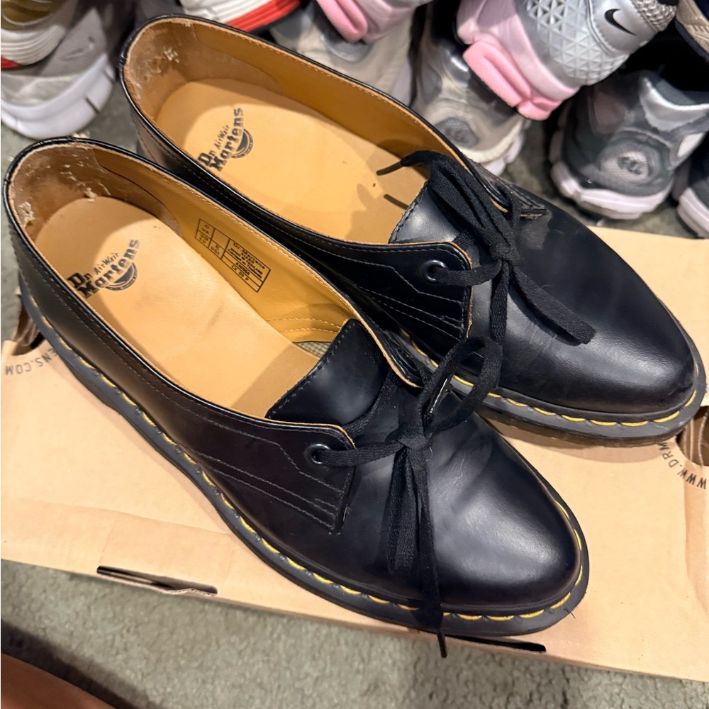 Dr.Martens Siano Black Leather Flats